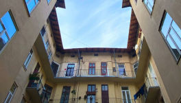 Par la fenêtre. Chapitre 13. Elle