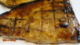 Steaks d'espadon au miel et au citron vert