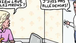 Macron sort des toilettes