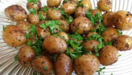 Pommes de terre grenaille au four