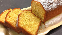 Cake hyper moelleux à l'orange - Recette en vidéo