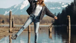 Écrire un texte avec les mots suivants :Obséquieux, palissandre, quidam, rouages, sophisme, ténèbres, ultime, virginal