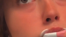 Nais, joue, recommence