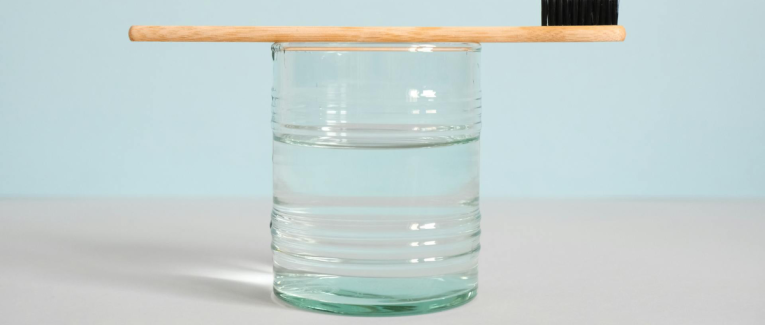 Le verre à dents