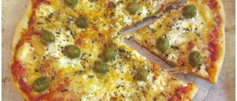 Pizza feta et olives
