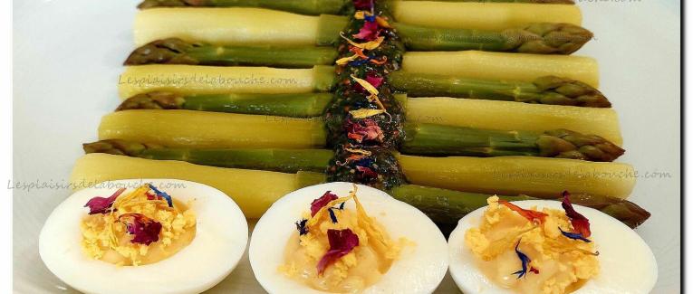 Asperges en vinaigrette à la moutarde à l'ancienne et œufs mimosa