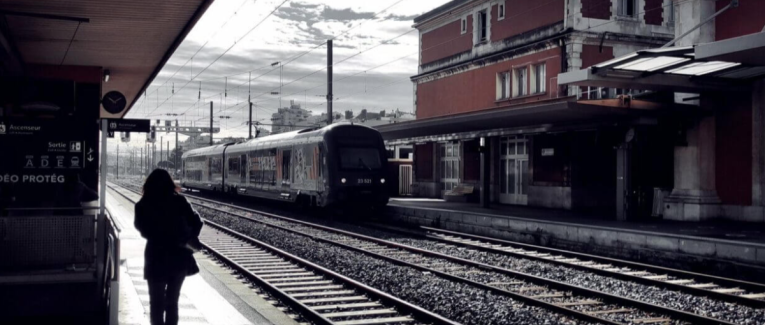 Chanson : “Il sifflait le train”