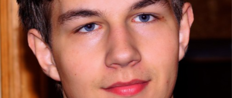 đ¶ 17 ans, 70 000⏠de dettes auprĂšs dâun trafiquant đ¶