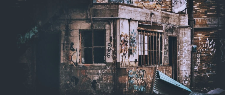 Le Complexe : 01-Premier Contact