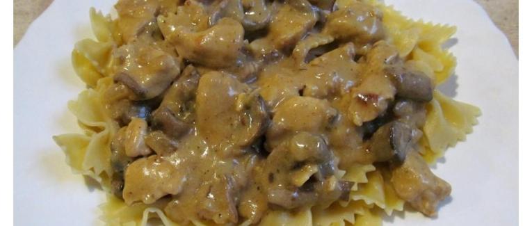 Poulet Stroganoff