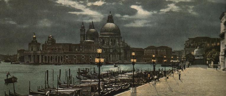 Venezia. Chi ha rubato la luna?