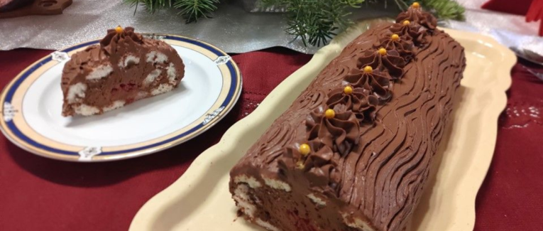 Bûche chocolat framboise facile et sans cuisson - Recette en vidéo