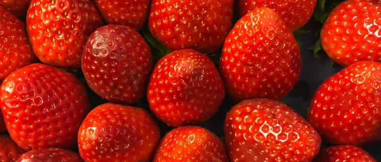 Verrines printanières fraises spéculoos comme un tiramisu