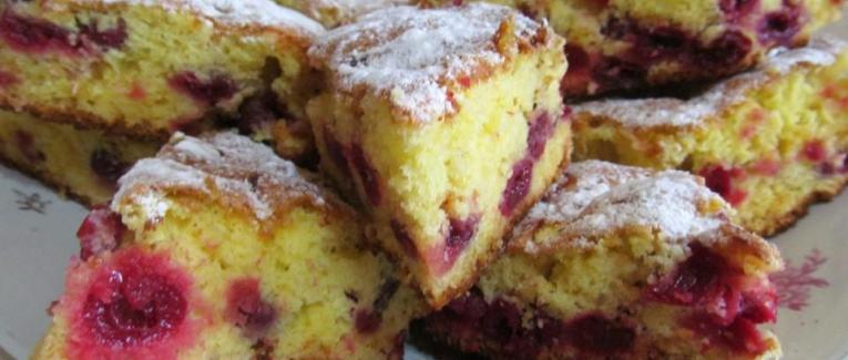 Gâteau facile aux griottes ou cerises