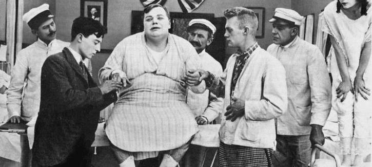 Fatty à la clinique (Good night, Nurse, Roscoe Arbuckle, 1918)