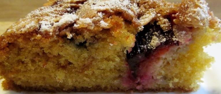 Moelleux aux prunes et amandes