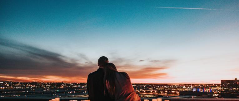 La vie c'est des étapes... La plus douce c'est l'amour... La plus dure c'est la séparation... La plus pénible c'est les adieux... La plus belle c'est les retrouvailles.