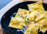 Raviolis moldaves au fromage frais - Coltunasi cu branza