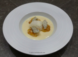 Saint-jacques snackées sauce champagne et beurre truffé