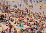 Le tourisme de masse ravage le monde comme des nuées de criquets sauvages