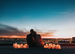 La vie c'est des étapes... La plus douce c'est l'amour... La plus dure c'est la séparation... La plus pénible c'est les adieux... La plus belle c'est les retrouvailles.
