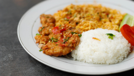 Gambas au poivre de Sichuan et piments