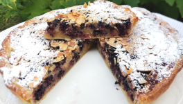 Tarte facile aux mûres à la crème d'amandes - Recette en vidéo