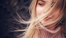Mise en garde aux hommes concernant les blondes