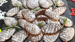 Biscuits chocolatés en forme de pommes de pin - Recette en vidéo