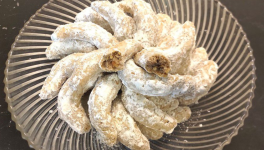 Biscuits sablés croissants de lune aux noix (bredele) - Recette en vidéo