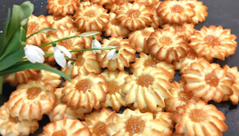 Sablés en forme de fleurs (Kourabié de Bakou) - Recette en vidéo 