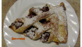 Feuilletés tressés aux figues, miel et noix