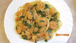 Crevettes en sauce au vin