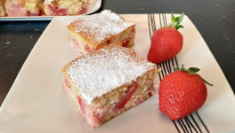 Gâteau simple aux fraises - Recette en vidéo