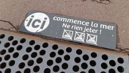 ICI COMMENCE LA MER...