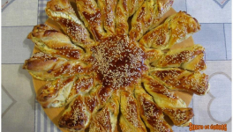 Tarte soleil au fromage frais de chèvre et feta - Recette en vidéo