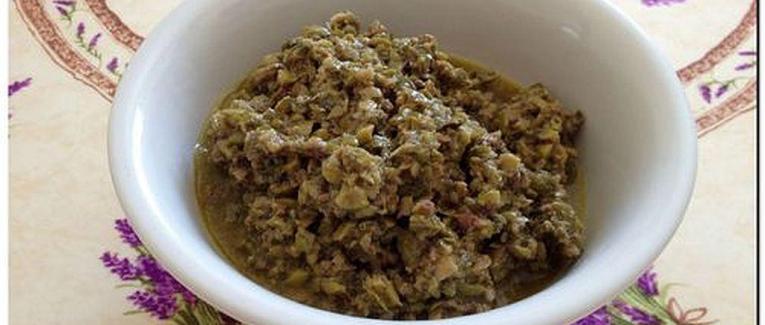 L'été, est une période où l'on prend souvent l'apéritif en plein air avec des amis de préférence. Alors voici une recette à tartiner .