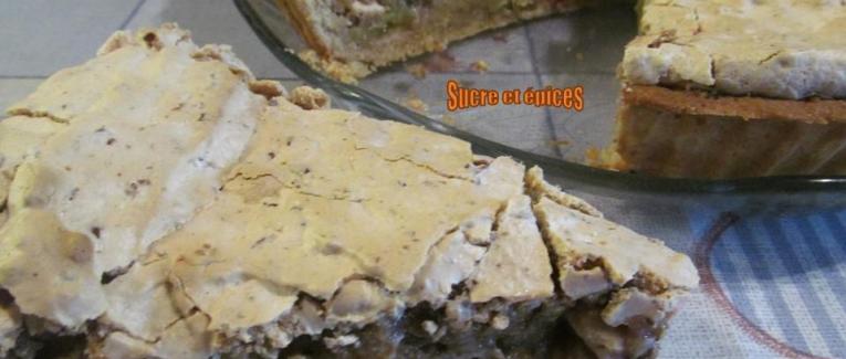 Tarte macaronée rhubarbe et noix - Recette en vidéo