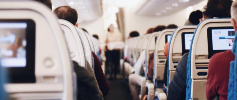 Comment reconnaître une hôtesse de l'air ?
