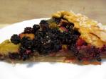 Tarte rustique mûres-rhubarbe