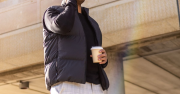 Doudounes sans manches pour homme : les marques comparées sur la qualité de leur garnissage