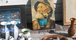 BROCANTE : n.f. Déménagement d’une cave à une autre.