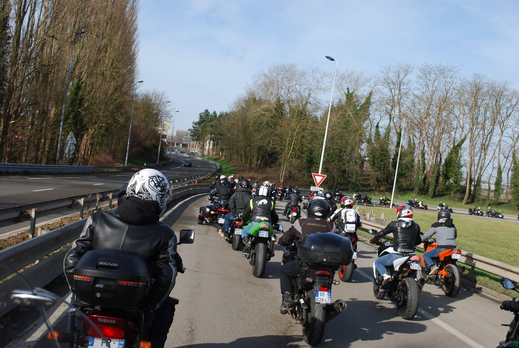 Le grand dossier de l'inter-file moto !