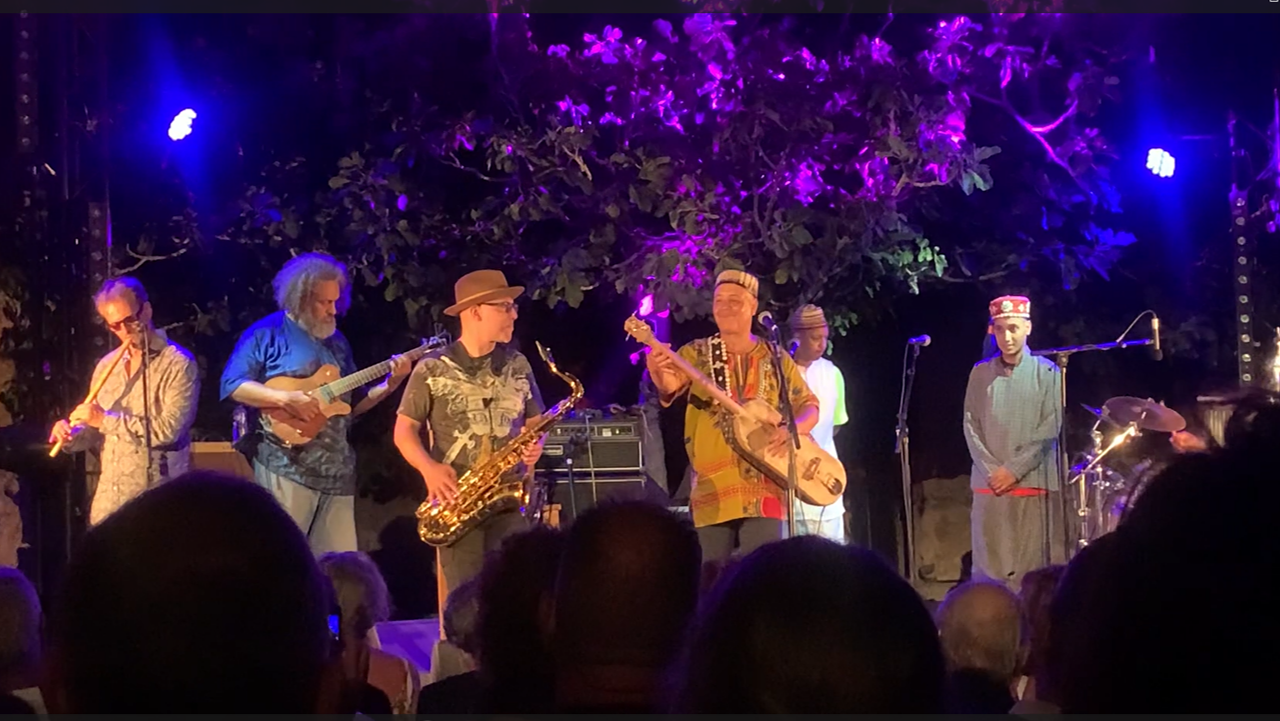 La Musique, toutes les musiques, est ce fil d'Or qui relie les hommes