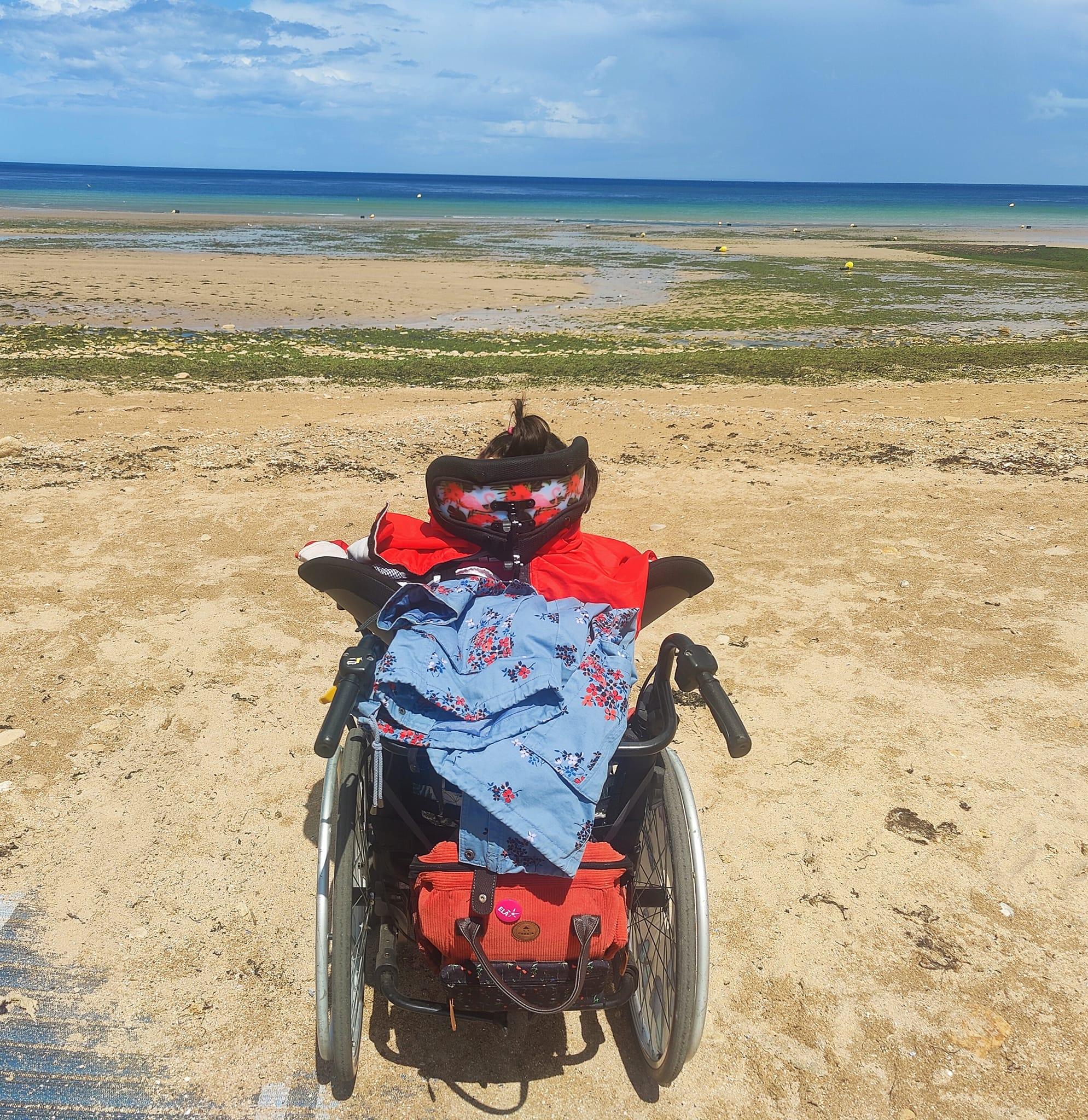 Maman, est ce que tu m'aides?