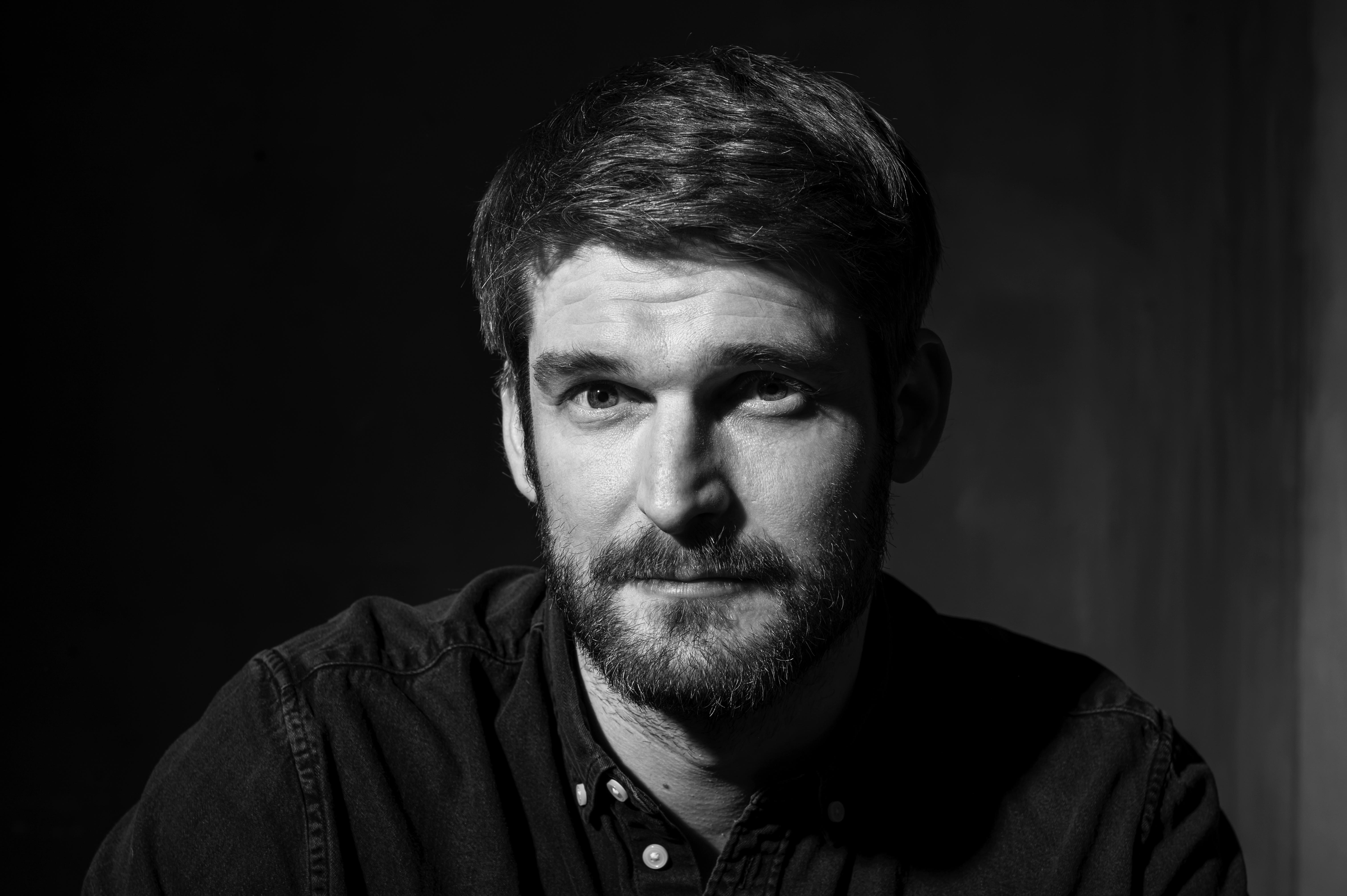 A Hungarian Poet Navigating International Waters