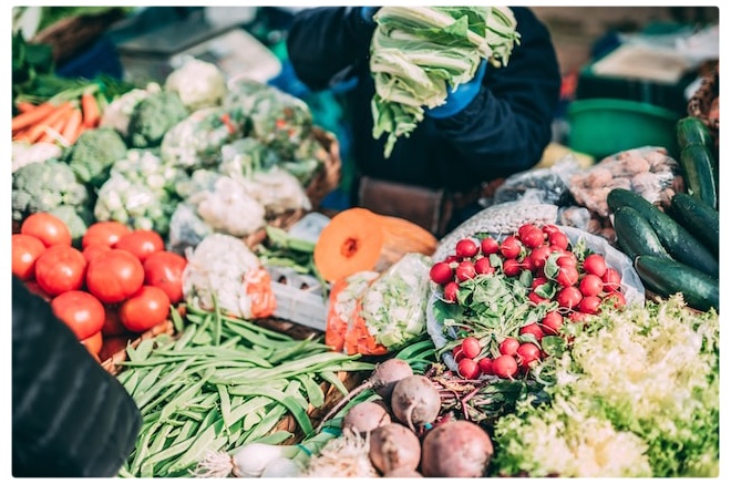 Légumes au marché (Iñigo De la Maza)