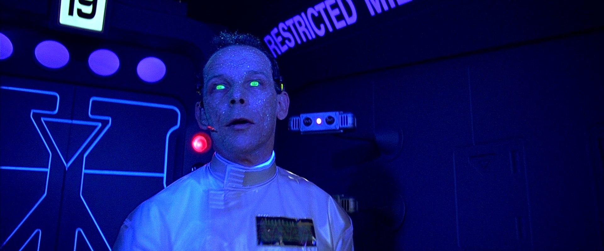Photo of Christopher Fairbank from The Fifth Element (1997)