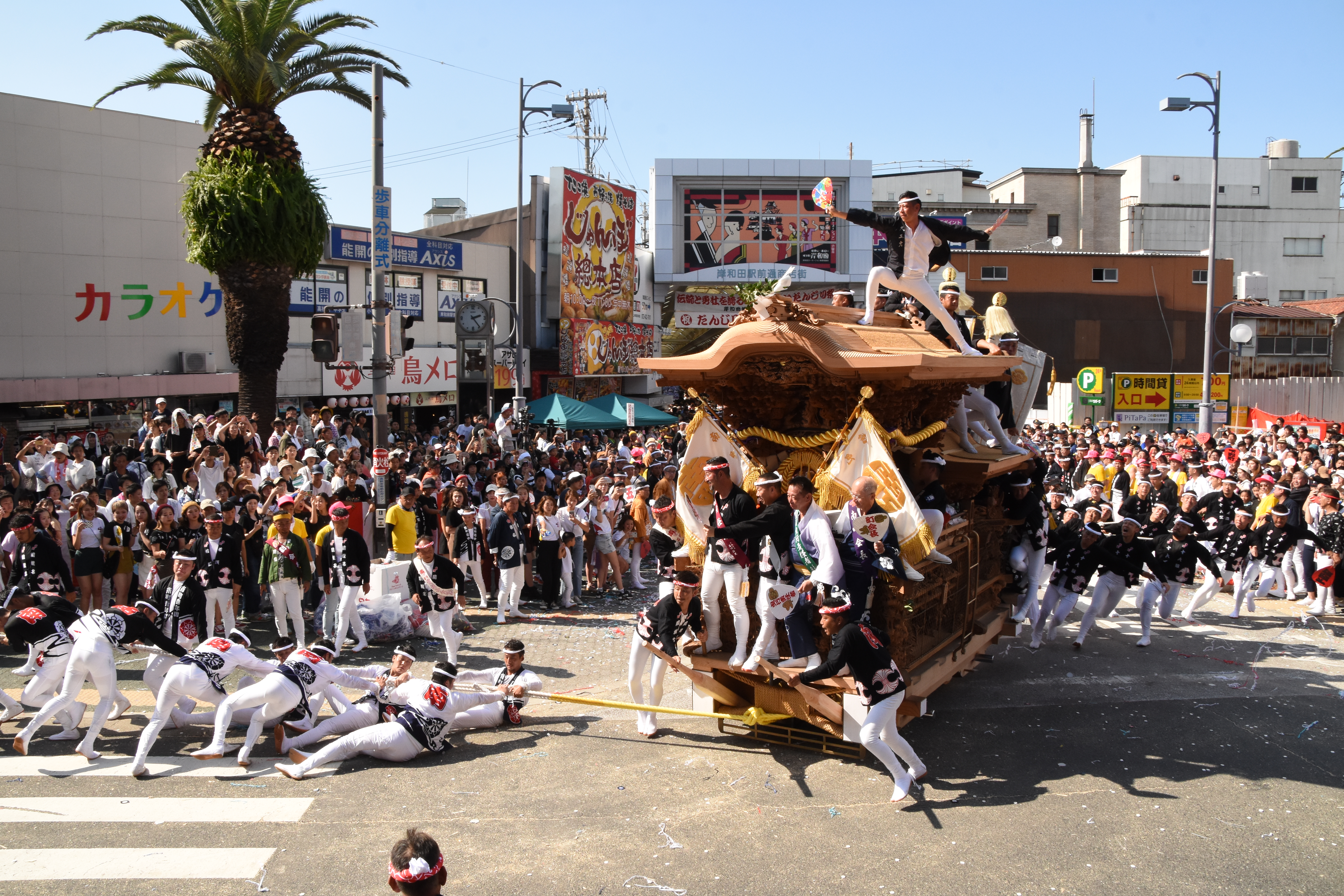 Le Yarimawashi lors du Danjiri Matsuri